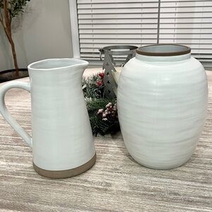 ❌SOLD❌New Set of Threshold Pottery-Vase and Pitcher-Vase